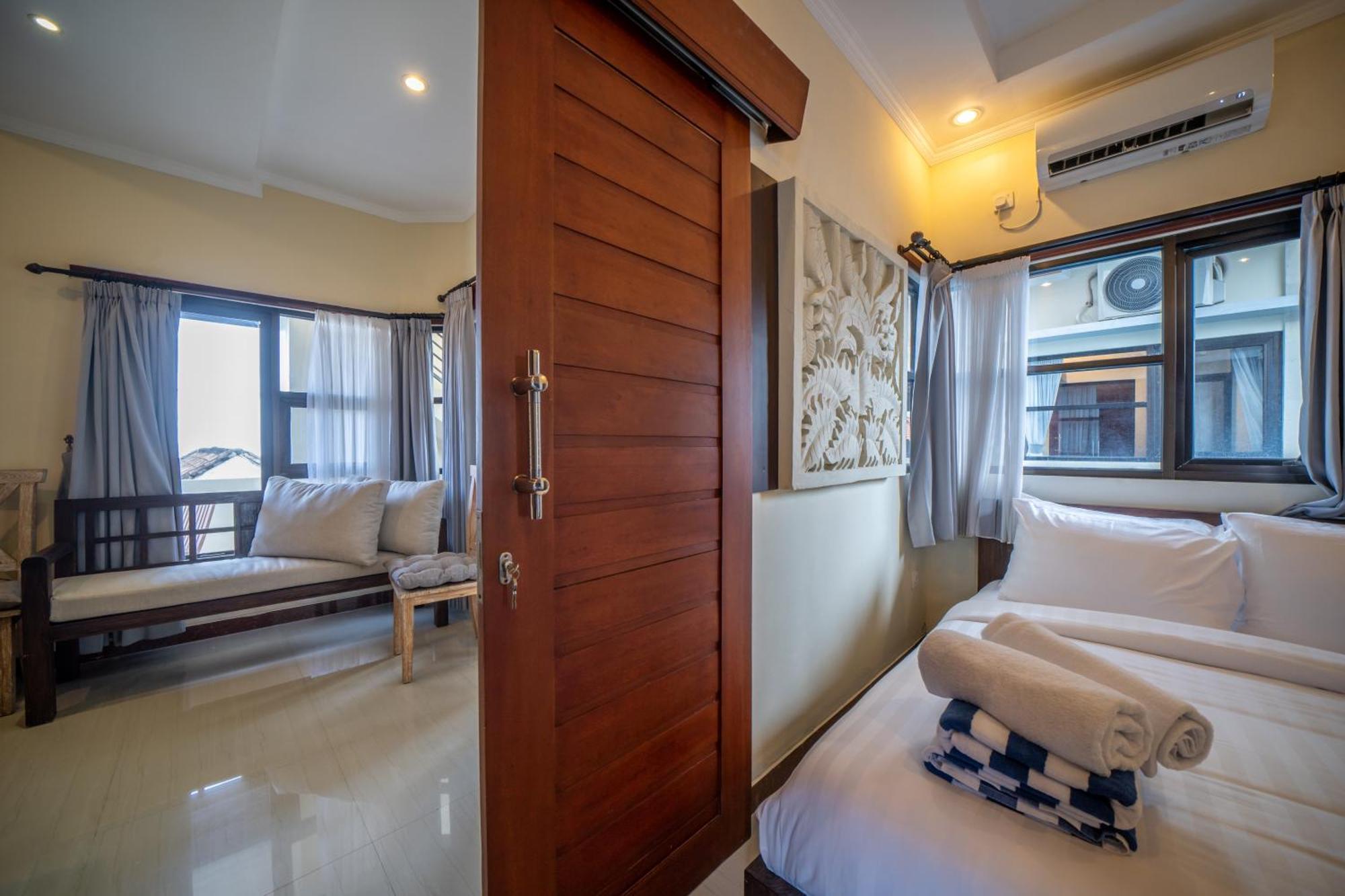 Padma Lodge Legian Seminyak  Bilik gambar